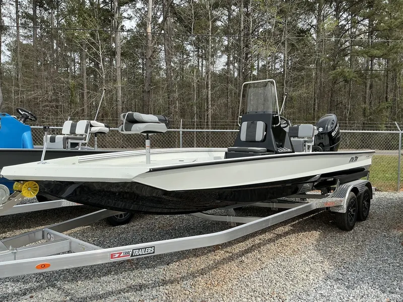 Slide: The Image of Excel 220 Bay Pro Elite 2025 - 3