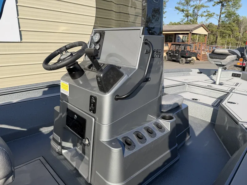 Slide: The Image of Excel 220 Bay Pro Elite 2026 - 4