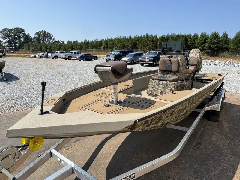 Slide: The Image of Excel 220 Bay Pro Elite 2026 - 12