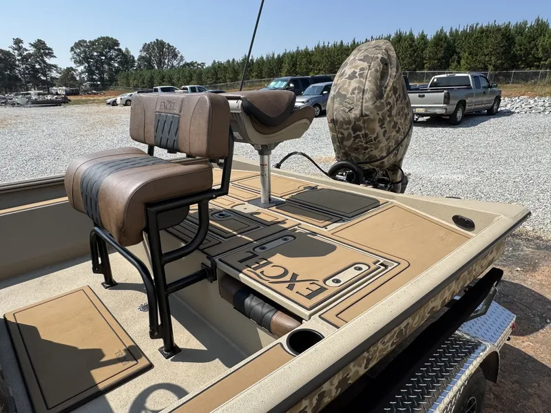 Slide: The Image of Excel 220 Bay Pro Elite 2026 - 17