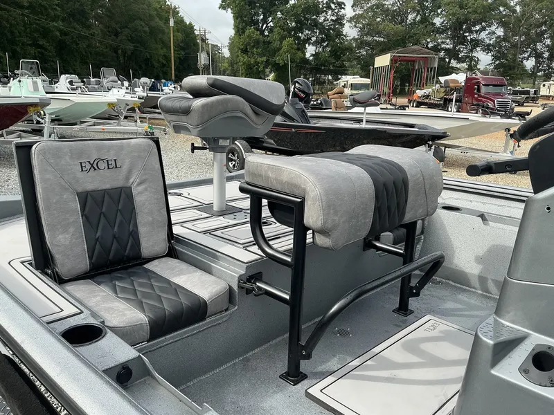 Slide: The Image of Excel 230 Bay Pro 2026 - 8