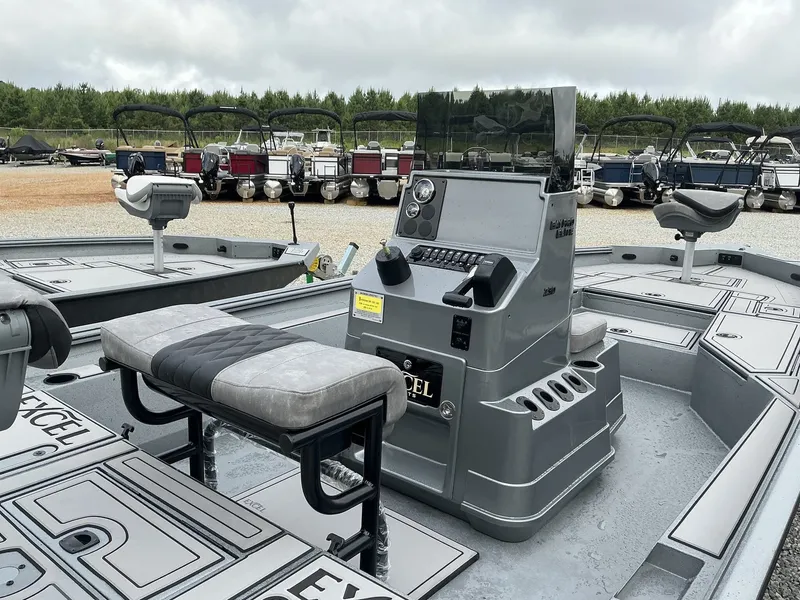 Slide: The Image of Excel 230 Bay Pro 2026 - 10