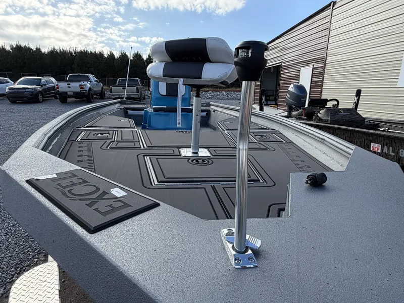 Slide: The Image of Excel 230 Bay Pro 2025 - 2