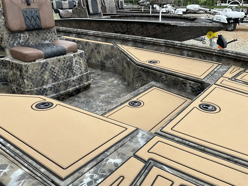 Slide: The Image of Excel 230 Bay Pro 2026 - 8