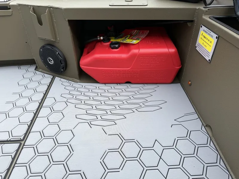 Slide: The Image of Excel 1754 Shallow Water F4 2026 - 10