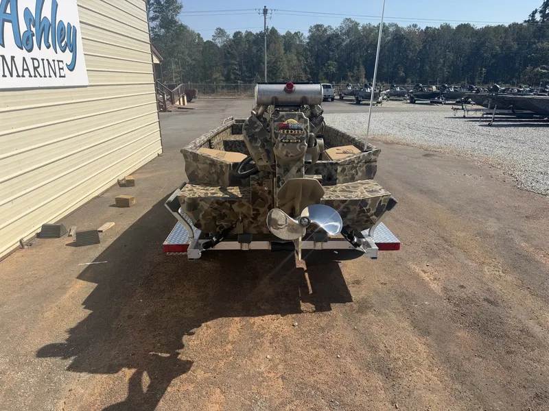 Slide: The Image of Excel 1754 Shallow Water F4 Pro 2026 - 3