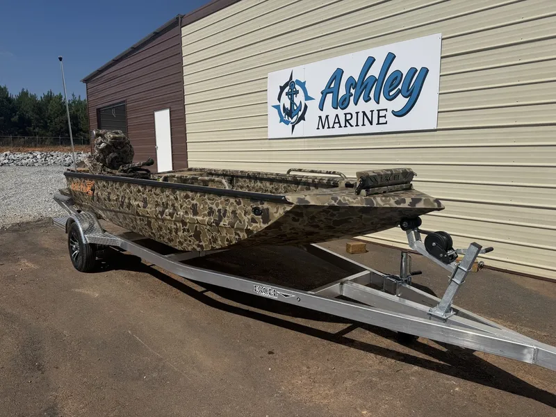 Slide: The Image of Excel 1754 Shallow Water F4 Pro 2026 - 7