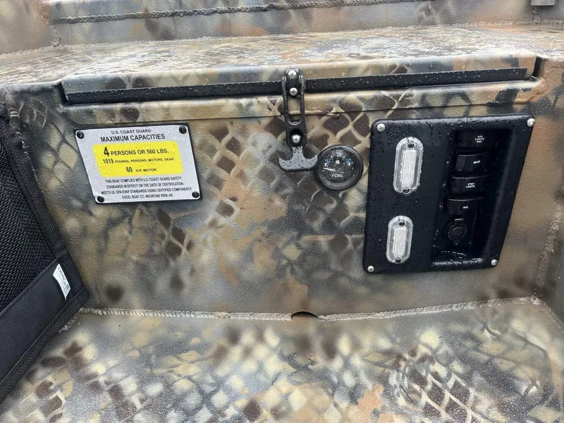 Slide: The Image of Excel 1751 Viper F4 2026 - 11