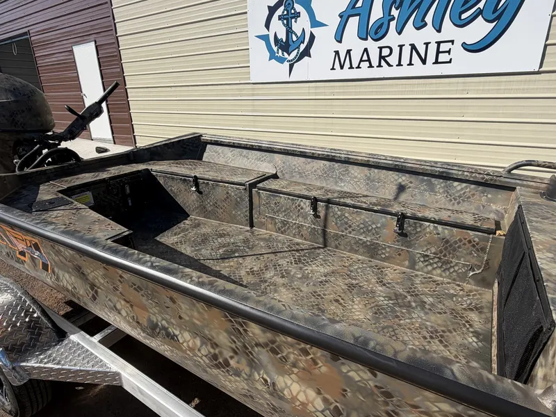 Slide: The Image of Excel 1751 Viper F4 2026 - 4