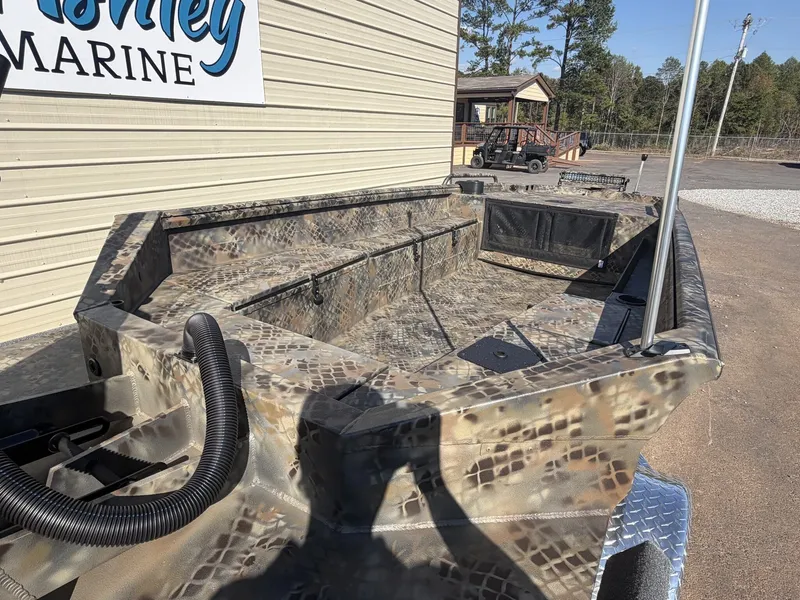 Slide: The Image of Excel 1751 Viper F4 2026 - 7