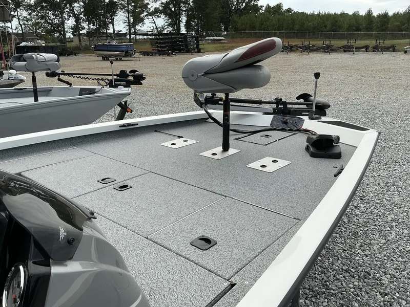 Slide: The Image of G3 Sportsman 1810 PFX 2025 - 7