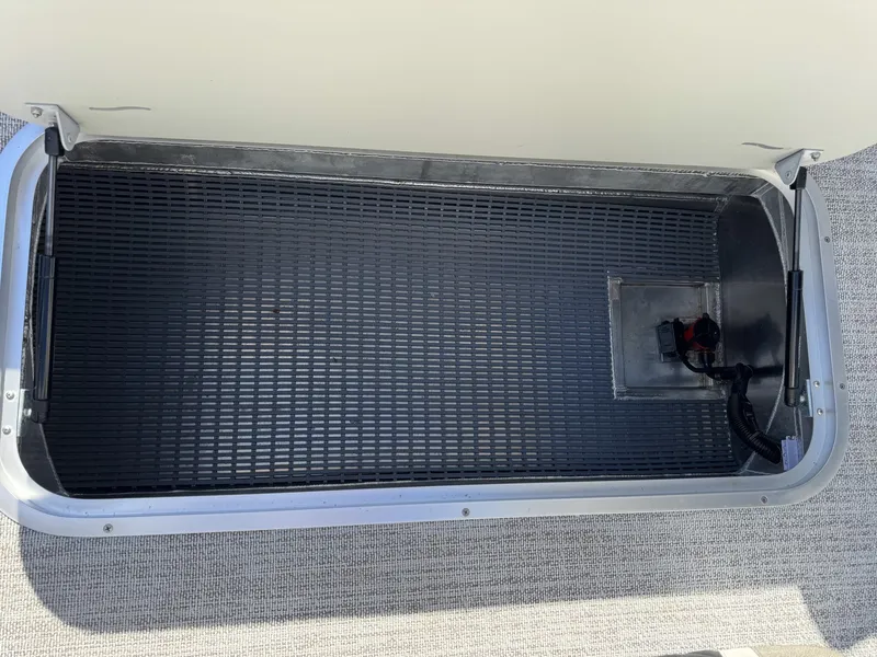 Slide: The Image of Aloha PARADISE 230 ARCH SPORT TOWER 2026 - 7