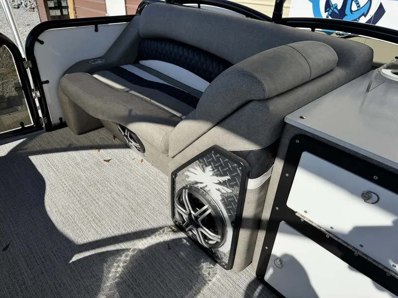 Slide: The Image of Aloha PARADISE 230 ARCH SPORT TOWER 2026 - 9