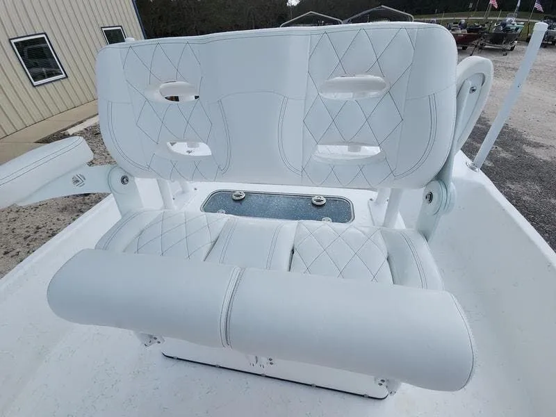 Slide: The Image of Blazer Bay 2400 2025 - 27