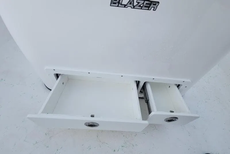 Slide: The Image of Blazer Bay 2400 2025 - 6