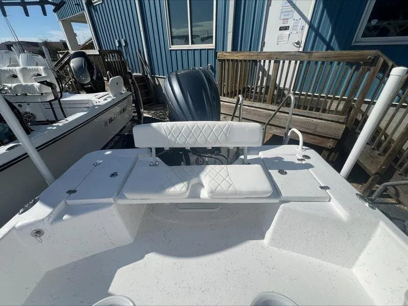 Slide: The Image of Blazer Bay 2400 2025 - 7