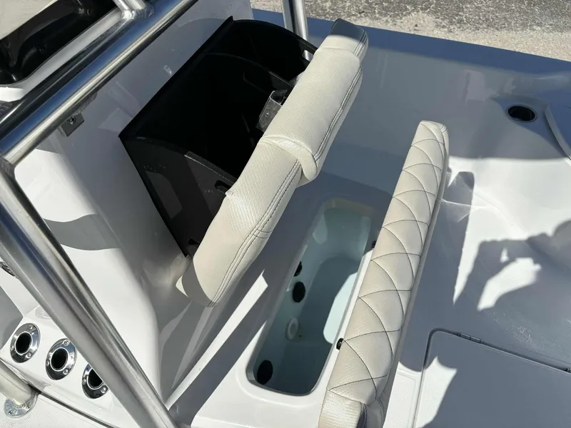 Slide: The Image of Blazer Purebay 2026 - 10