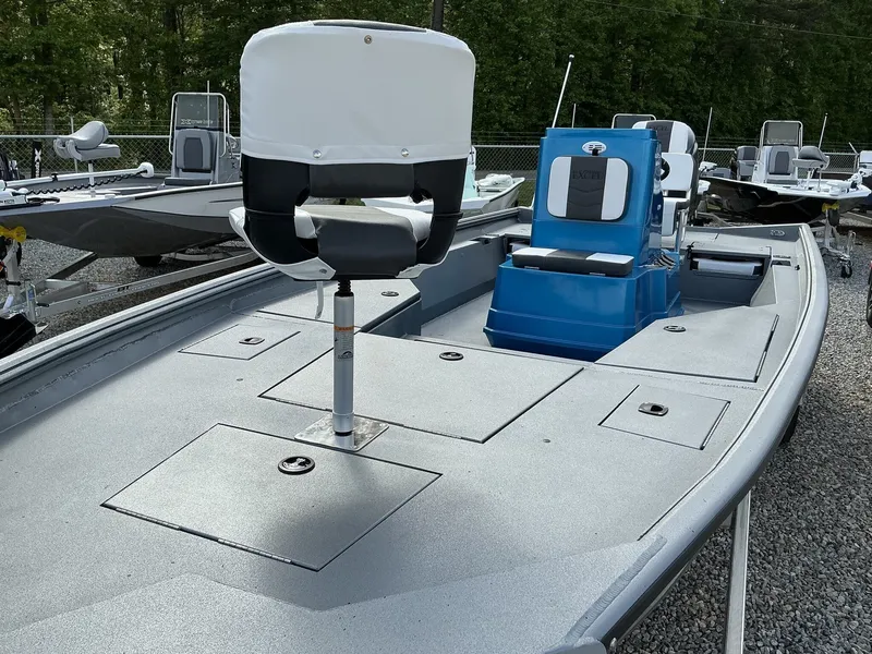 Slide: The Image of Excel 230 Bay Pro 2025 - 9