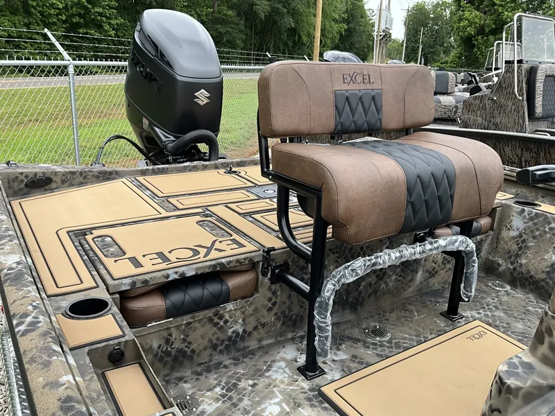 Slide: The Image of Excel 230 Bay Pro 2026 - 5