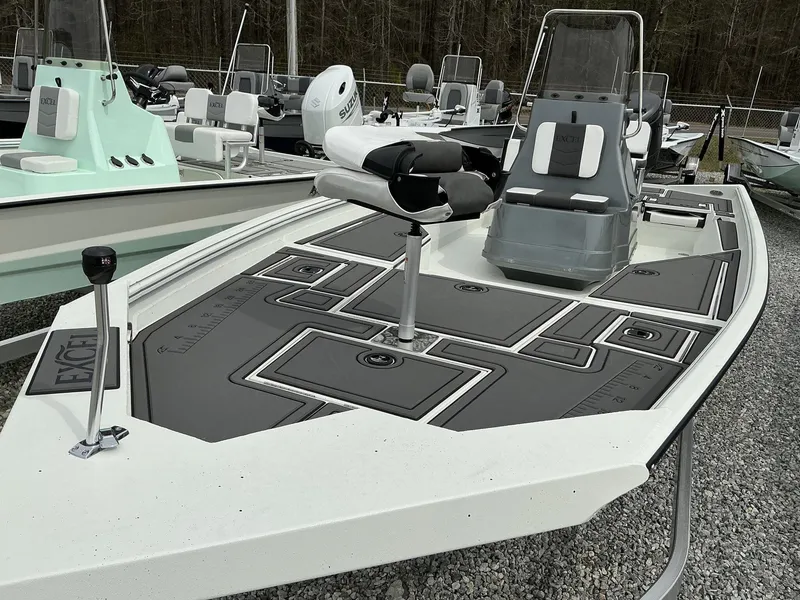 Slide: The Image of Excel 230 Bay Pro 2025 - 13