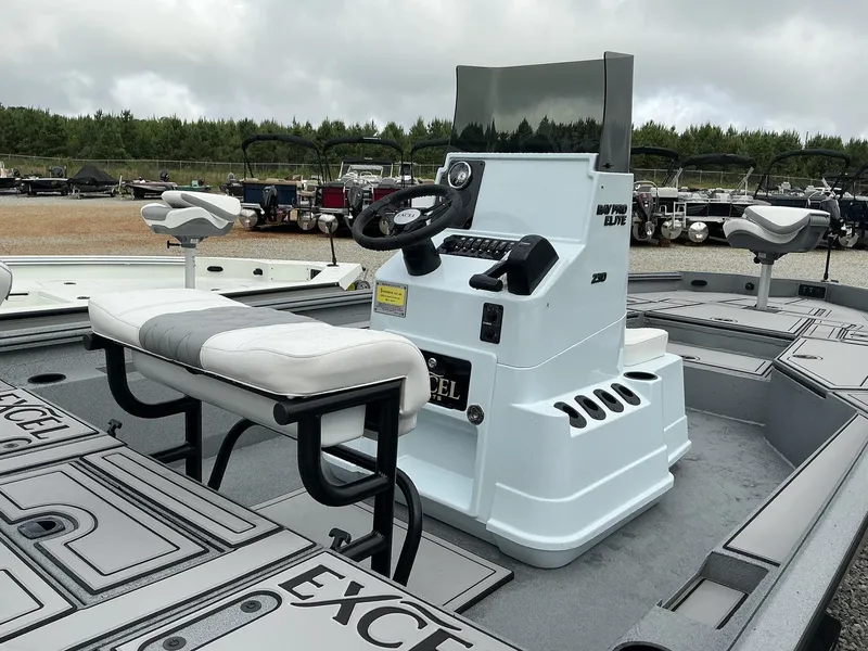 Slide: The Image of Excel 230 Bay Pro 2026 - 7