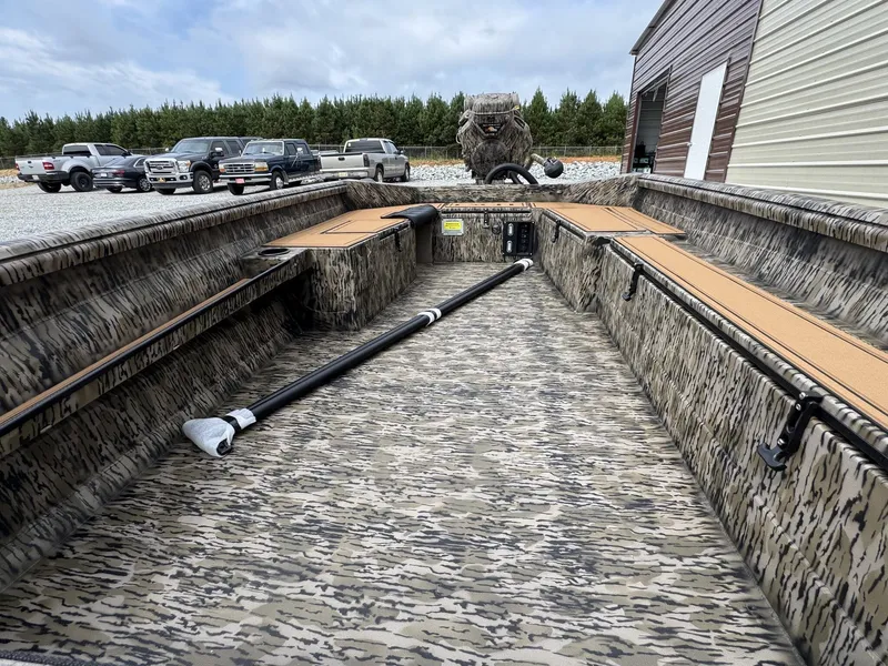 Slide: The Image of Excel 1754 Shallow Water F4 2026 - 9