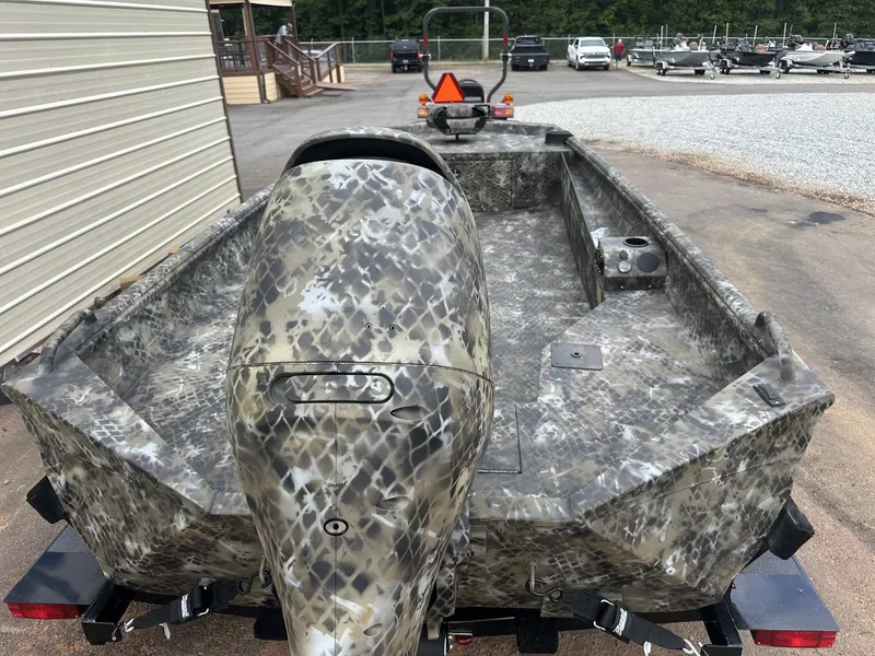 Slide: The Image of Excel 1864 Switchblade 2026 - 11