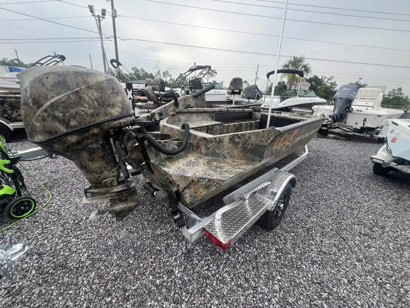 Slide: The Image of Excel 1751 Viper F4 2026 - 3