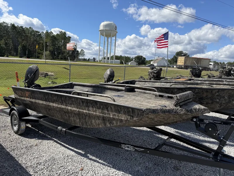 Slide: The Image of Excel 1751 Viper F4 2026 - 1