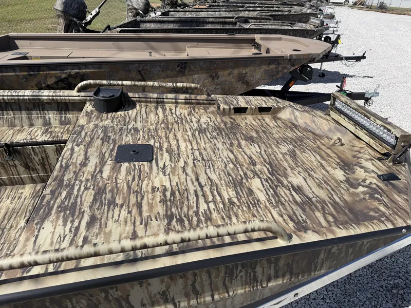 Slide: The Image of Excel 1751 Viper F4 2026 - 3