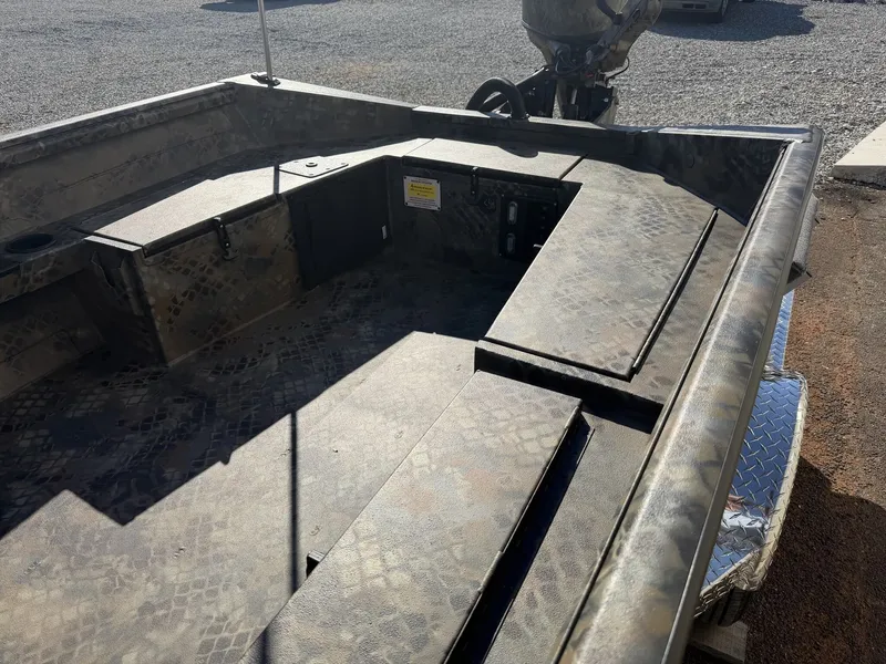 Slide: The Image of Excel 1751 Viper F4 2026 - 9