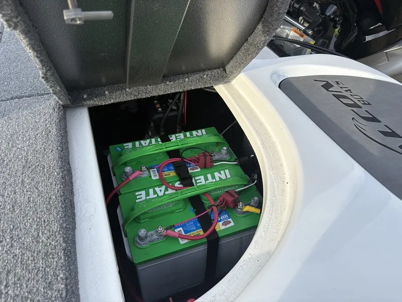 Slide: The Image of Falcon Boats 18 Freedom 2025 - 11