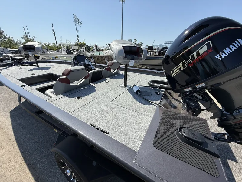 Slide: The Image of G3 Sportsman 1810 2025 - 4