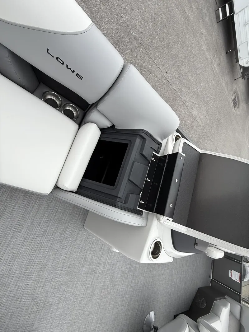 Slide: The Image of Lowe Ss 230 2025 - 3