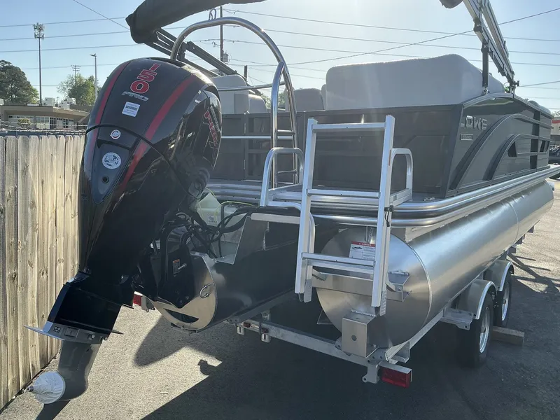 Slide: The Image of Lowe Ss 230 2025 - 6