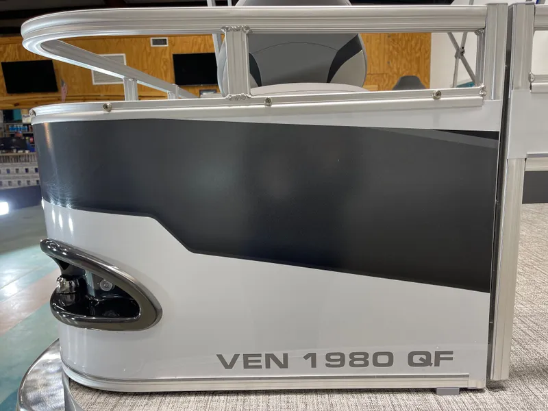 Slide: The Image of Avalon Venture Quad Fish - 19' 2026 - 26