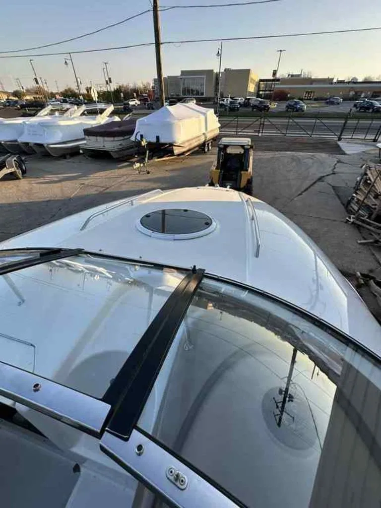 Slide: The Image of Regal 2450 Cuddy 2004 - 8