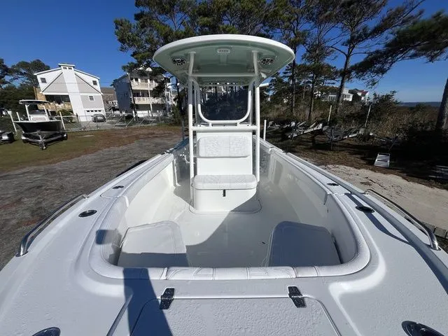 Slide: The Image of Parker Marine 230 Coastal Elite 2026 - 7