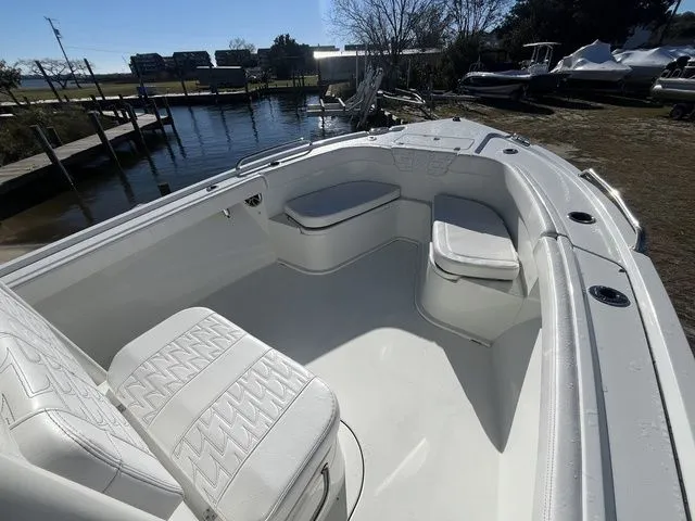 Slide: The Image of Parker Marine 230 Coastal Elite 2026 - 8