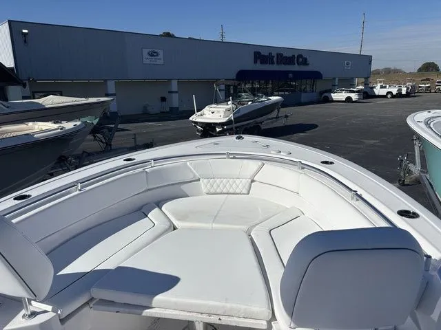 Slide: The Image of Sportsman Heritage 261 Center Console 2026 - 16