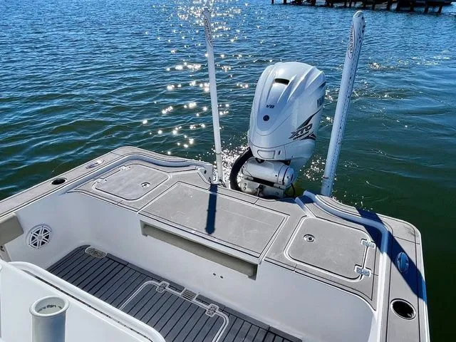 Slide: The Image of Sportsman Masters 267OE Bay Boat 2021 - 12