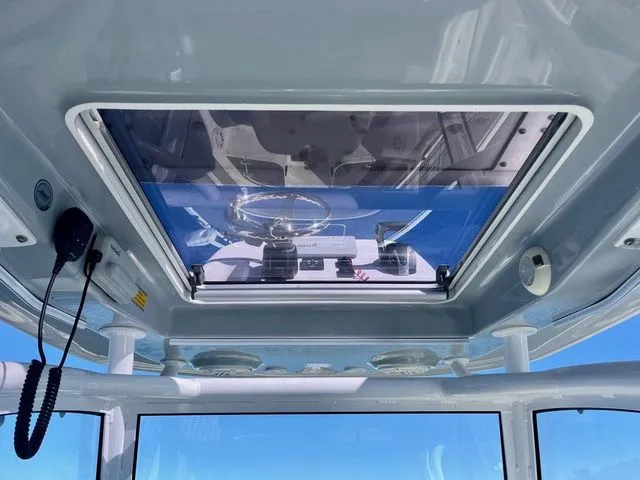 Slide: The Image of Sportsman Masters 267OE Bay Boat 2021 - 17