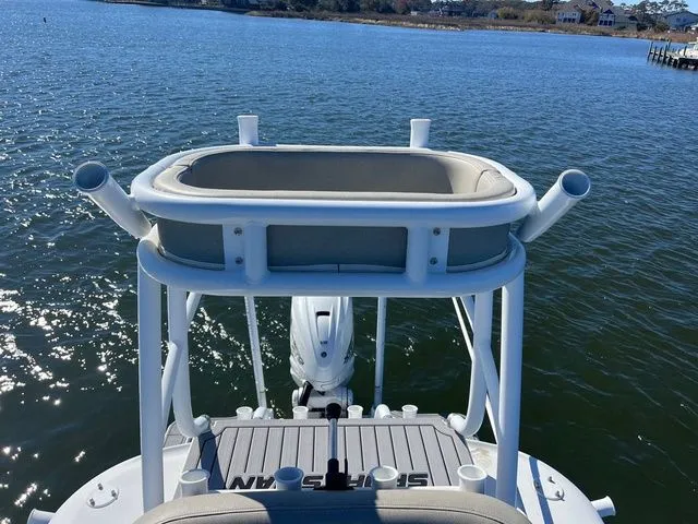 Slide: The Image of Sportsman Masters 267OE Bay Boat 2021 - 21