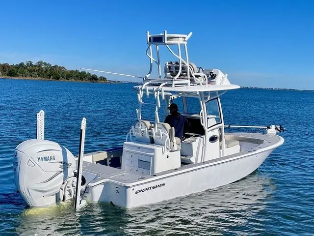 Slide: The Image of Sportsman Masters 267OE Bay Boat 2021 - 5