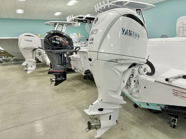 Slide: The Image of Sportsman Heritage 231 Center Console 2026 - 14