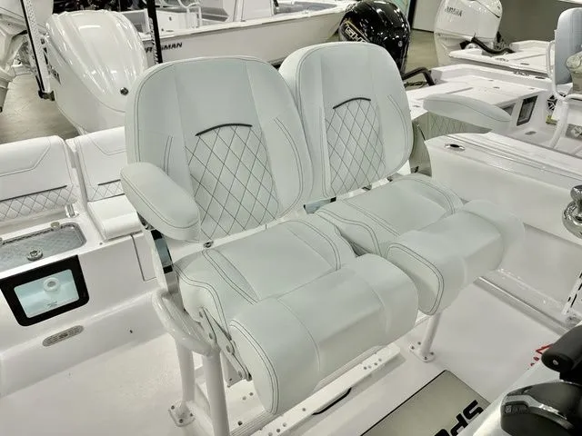 Slide: The Image of Sportsman Heritage 231 Center Console 2026 - 5