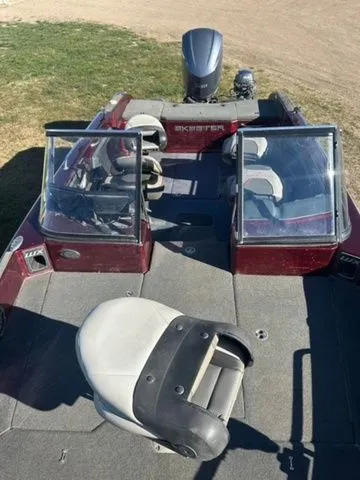 Slide: The Image of Skeeter WX2200 2020 - 3