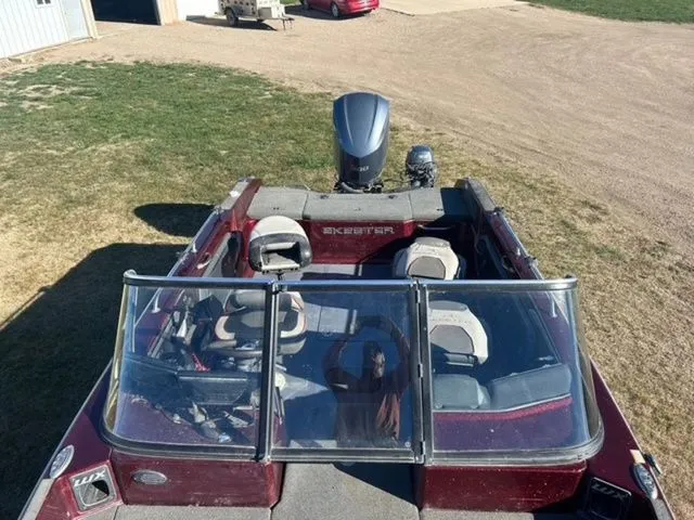 Slide: The Image of Skeeter WX2200 2020 - 7