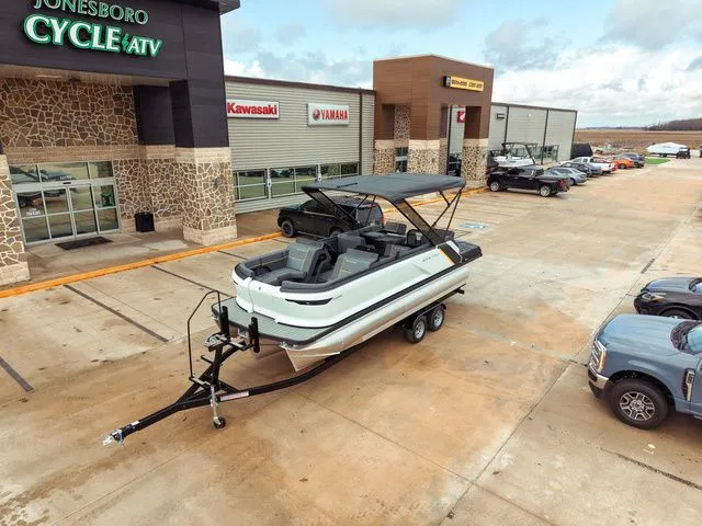 Slide: The Image of Manitou Explore 22 Switchback 2025 - 6