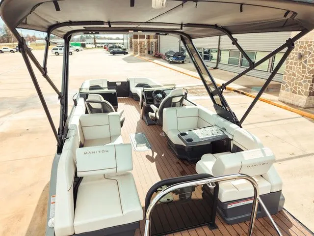 Slide: The Image of Manitou Explore 26 Switchback 2025 - 9